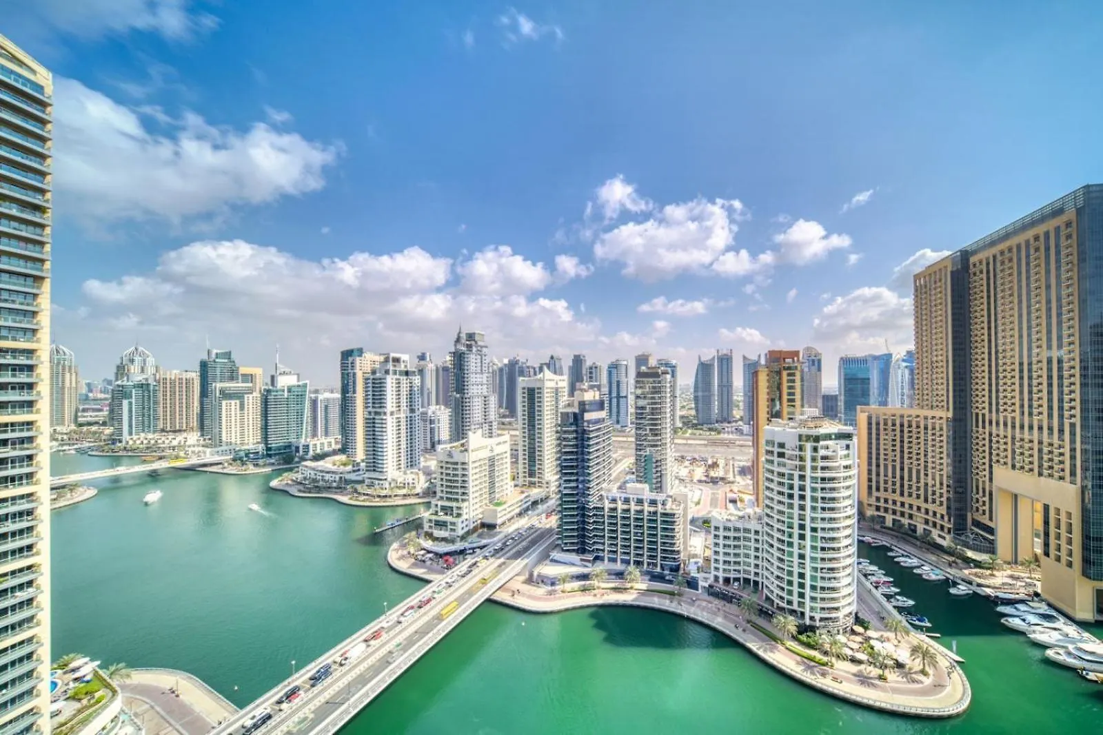 Amazing Marina View - Near The Beach! Dubai Ferienhaus